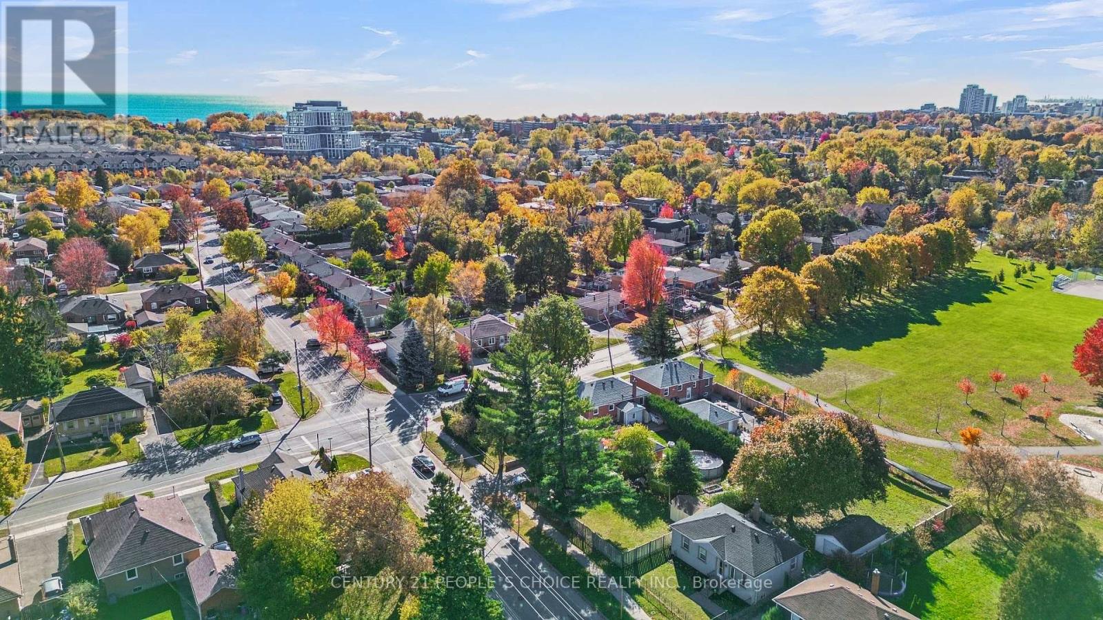 1268 Northaven Drive N, Mississauga, Ontario  L5G 4E7 - Photo 10 - W12696652