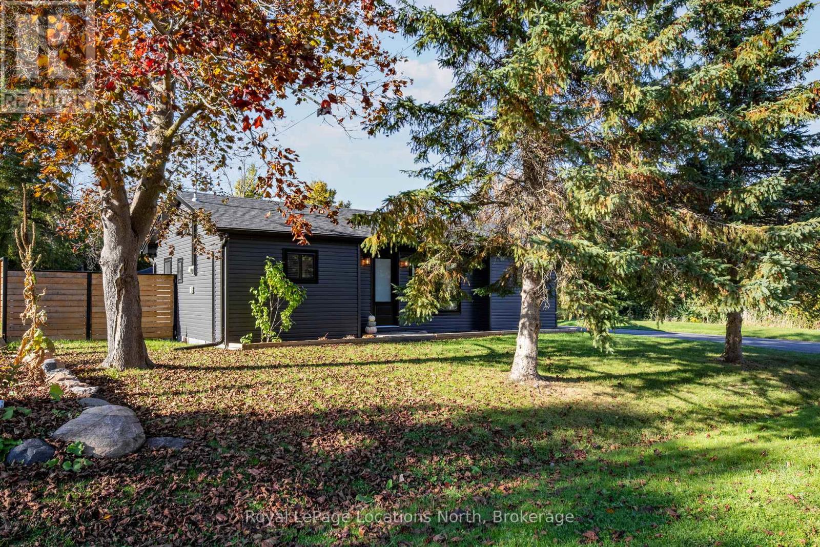 19 Dell Parr Avenue, Collingwood, Ontario  L9Y 0X2 - Photo 2 - S12697750