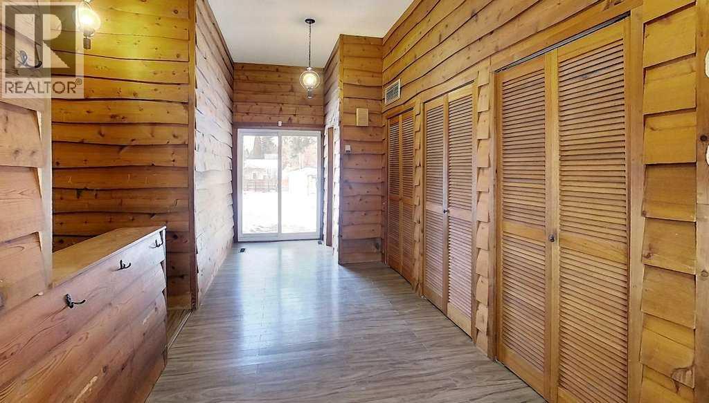 4324 7 Avenue, Edson, Alberta  T7E 1B5 - Photo 3 - A2279195