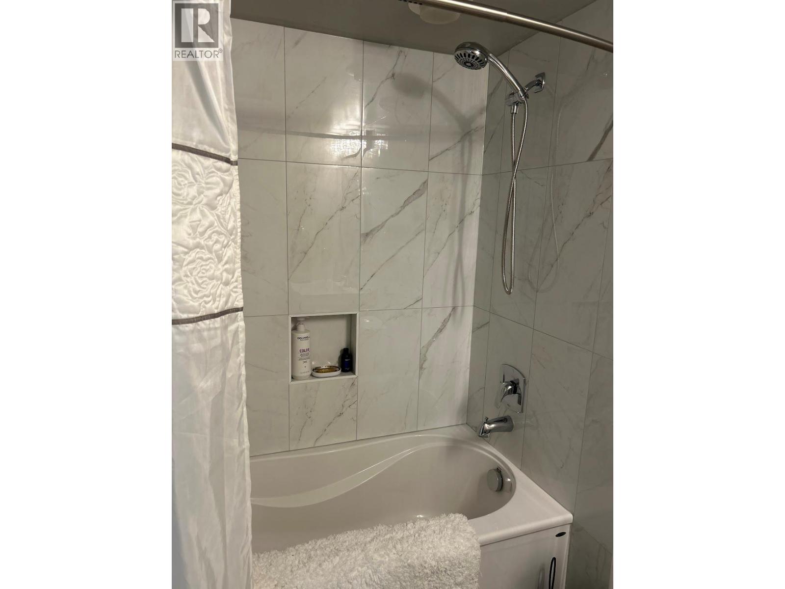 1160 Sunset Drive Unit# 302 Lot# 11, Kelowna, British Columbia  V1Y 9P7 - Photo 8 - 10372685