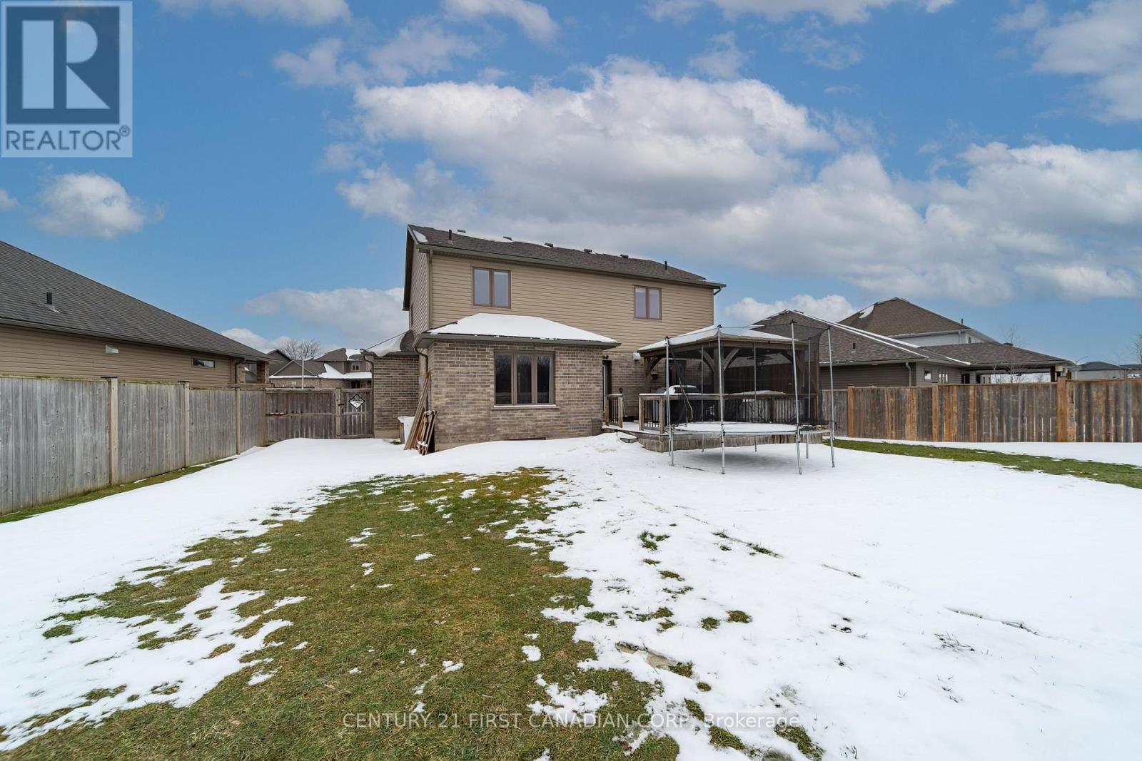 209 Campanale Way, Lucan Biddulph, Ontario  N0M 2J0 - Photo 12 - X12697692