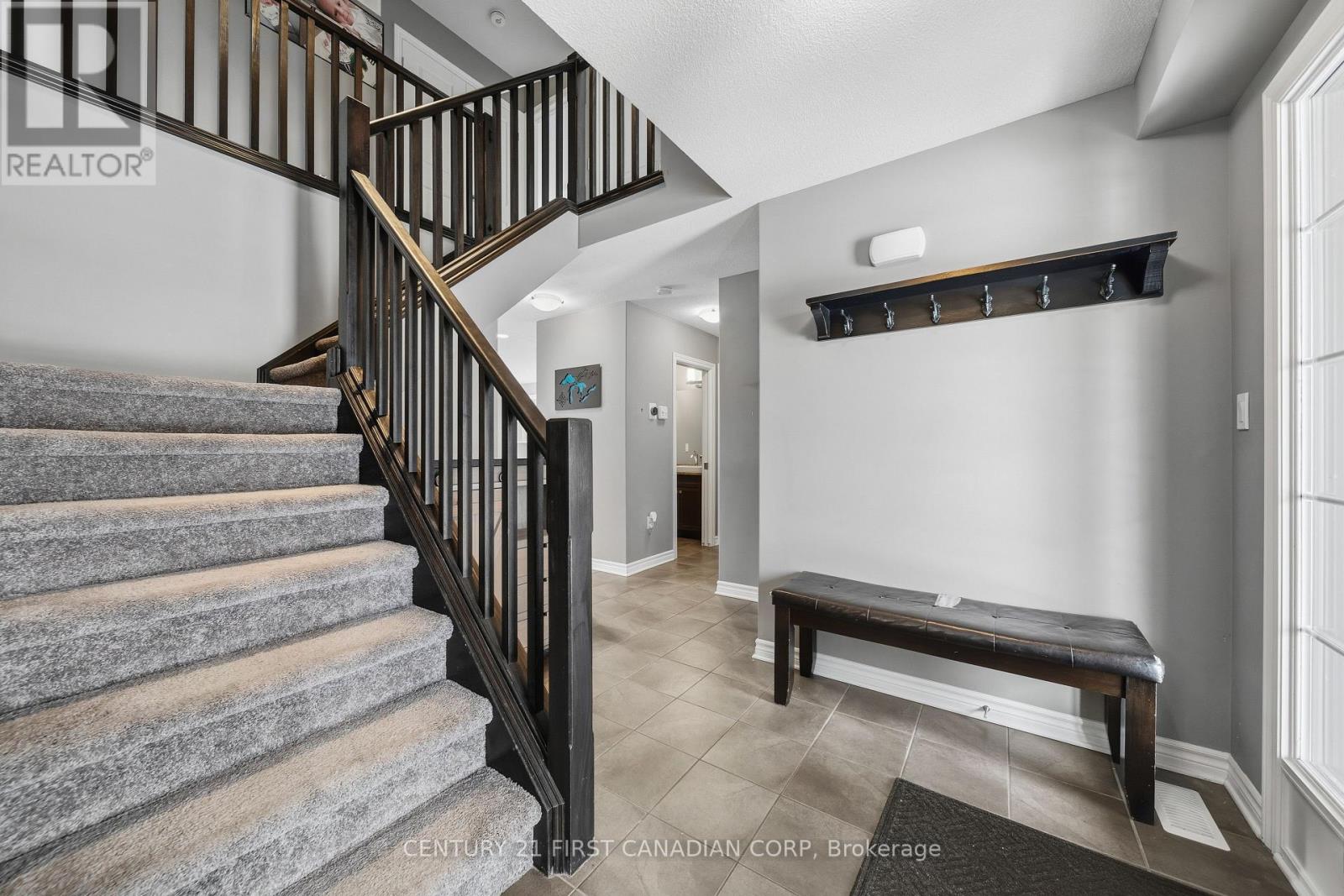 209 Campanale Way, Lucan Biddulph, Ontario  N0M 2J0 - Photo 17 - X12697692