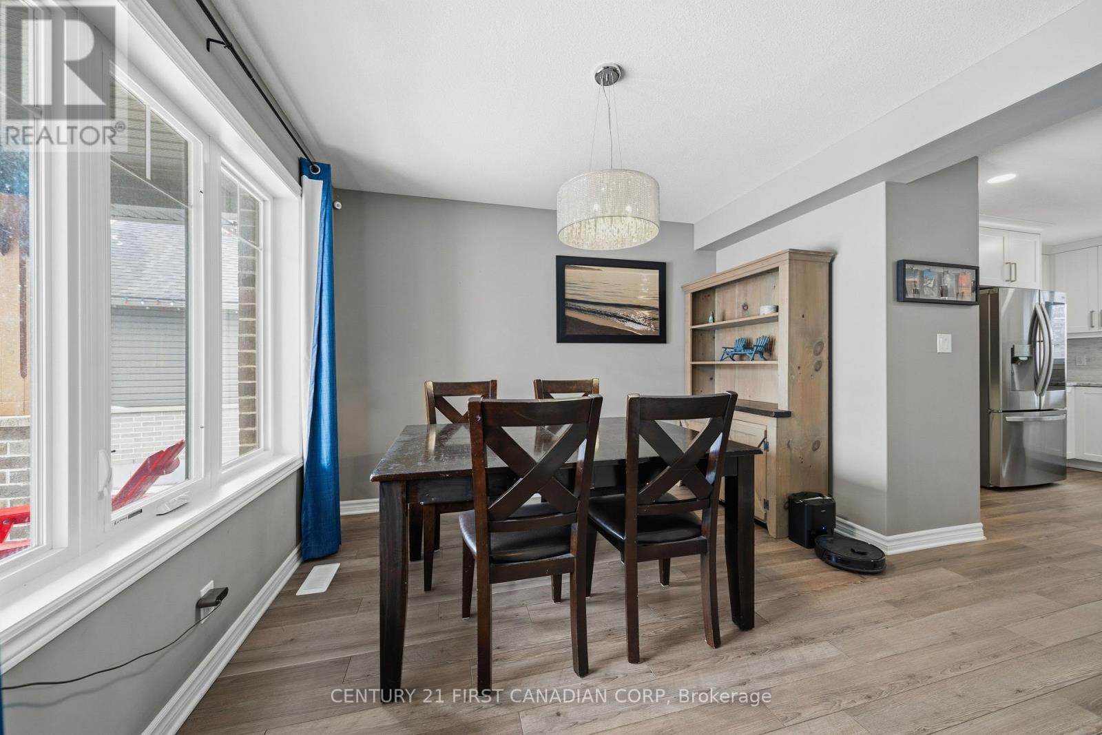 209 Campanale Way, Lucan Biddulph, Ontario  N0M 2J0 - Photo 18 - X12697692