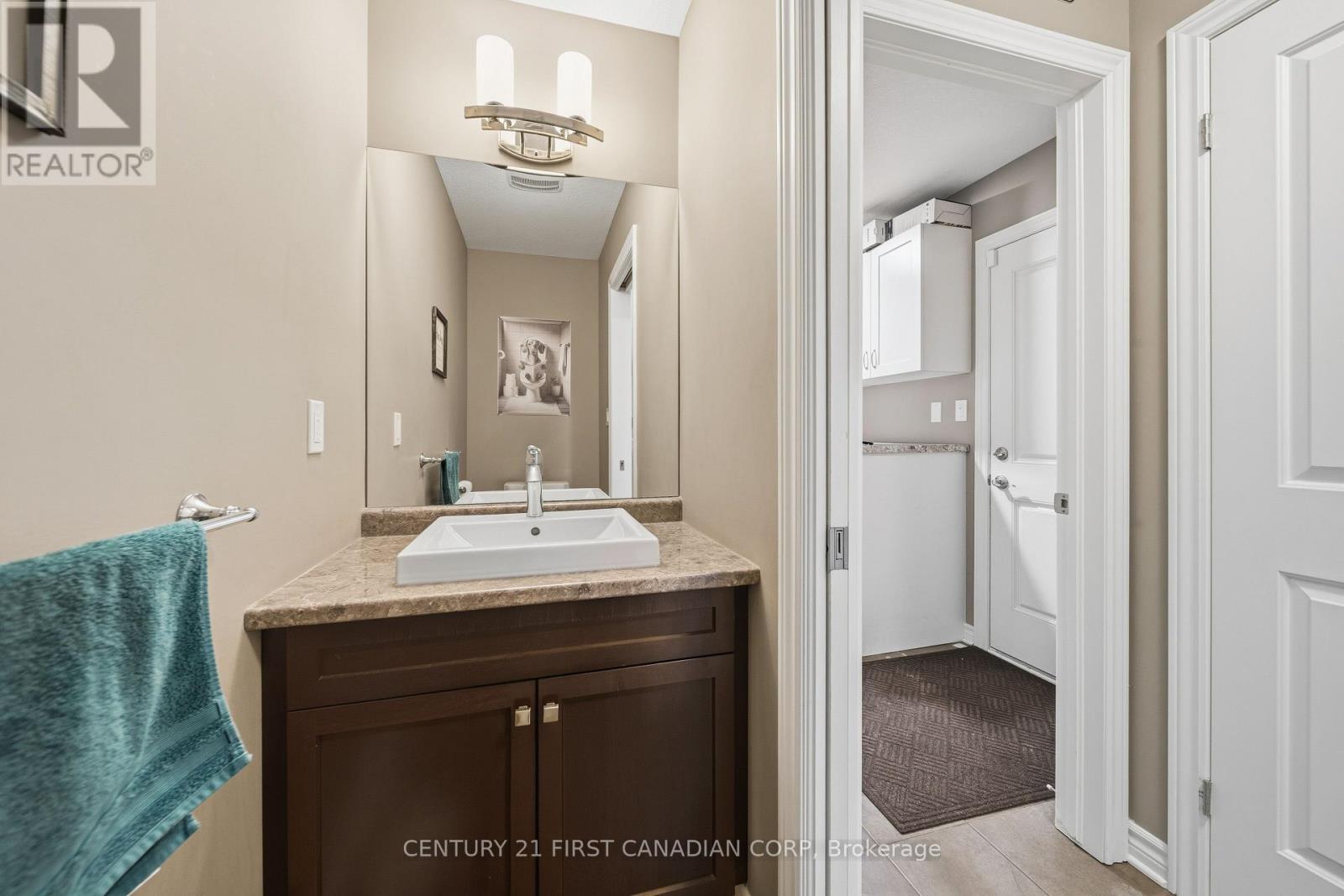 209 Campanale Way, Lucan Biddulph, Ontario  N0M 2J0 - Photo 28 - X12697692