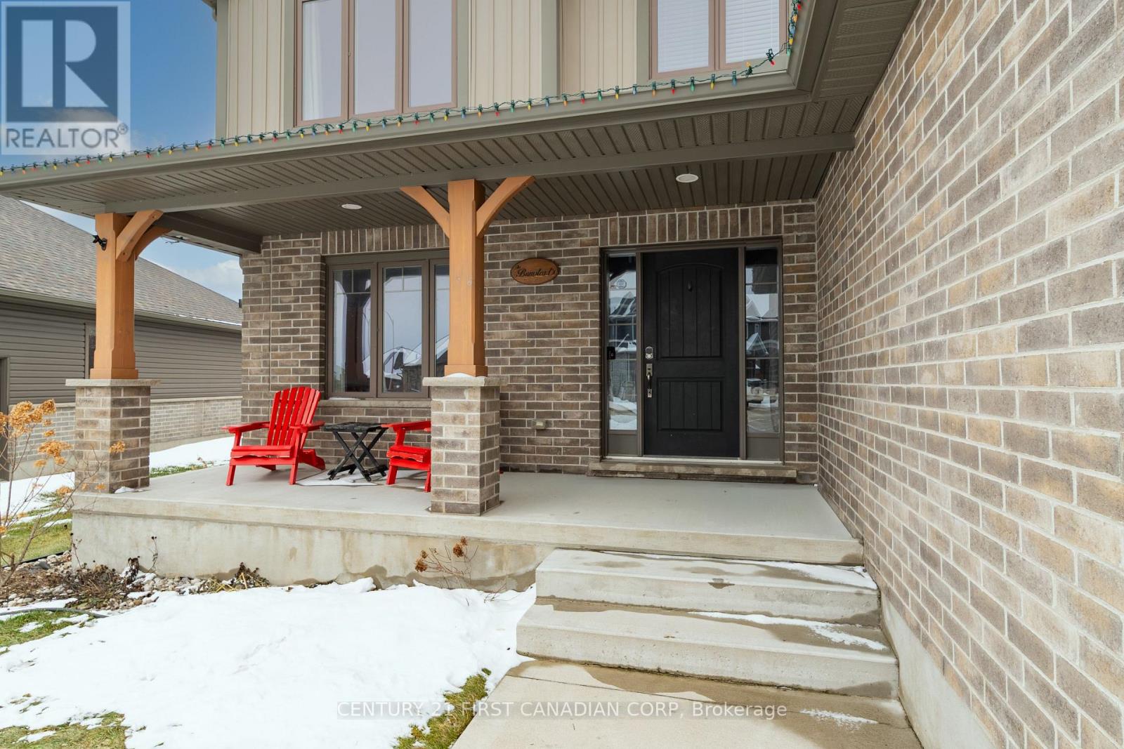 209 Campanale Way, Lucan Biddulph, Ontario  N0M 2J0 - Photo 4 - X12697692