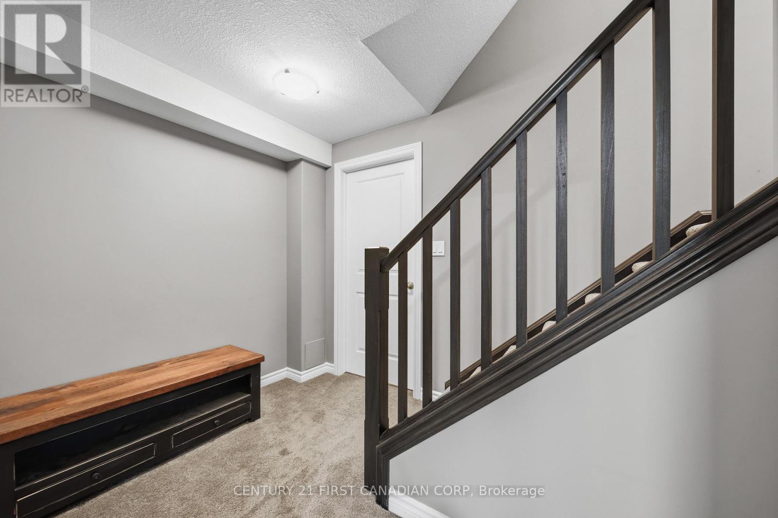 209 Campanale Way, Lucan Biddulph, Ontario  N0M 2J0 - Photo 43 - X12697692