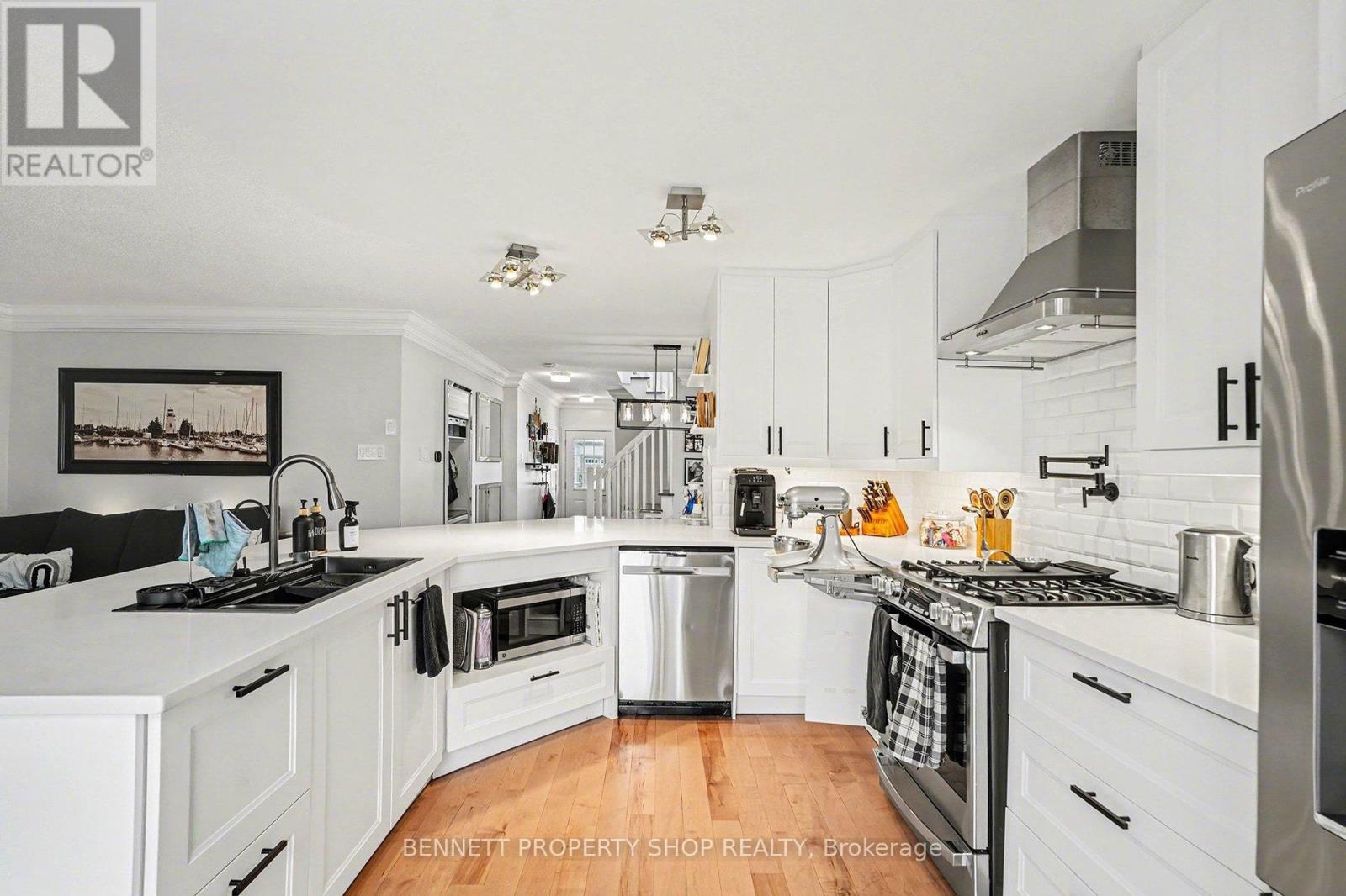 427 Montserrat Street, Ottawa, Ontario  K2S 0L6 - Photo 6 - X12697718