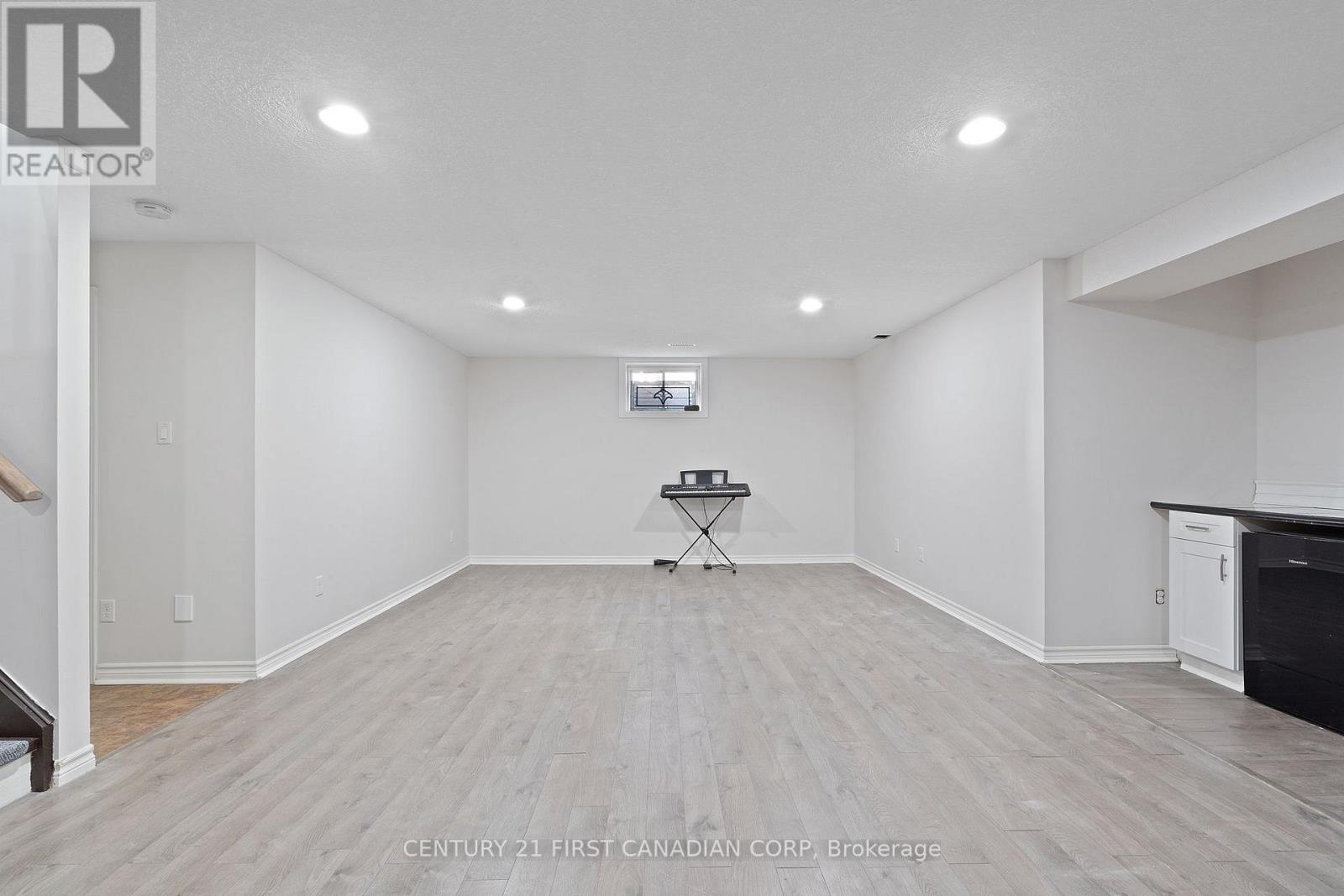 46 Westlake Drive, St. Thomas, Ontario  N5P 0C6 - Photo 35 - X12633210