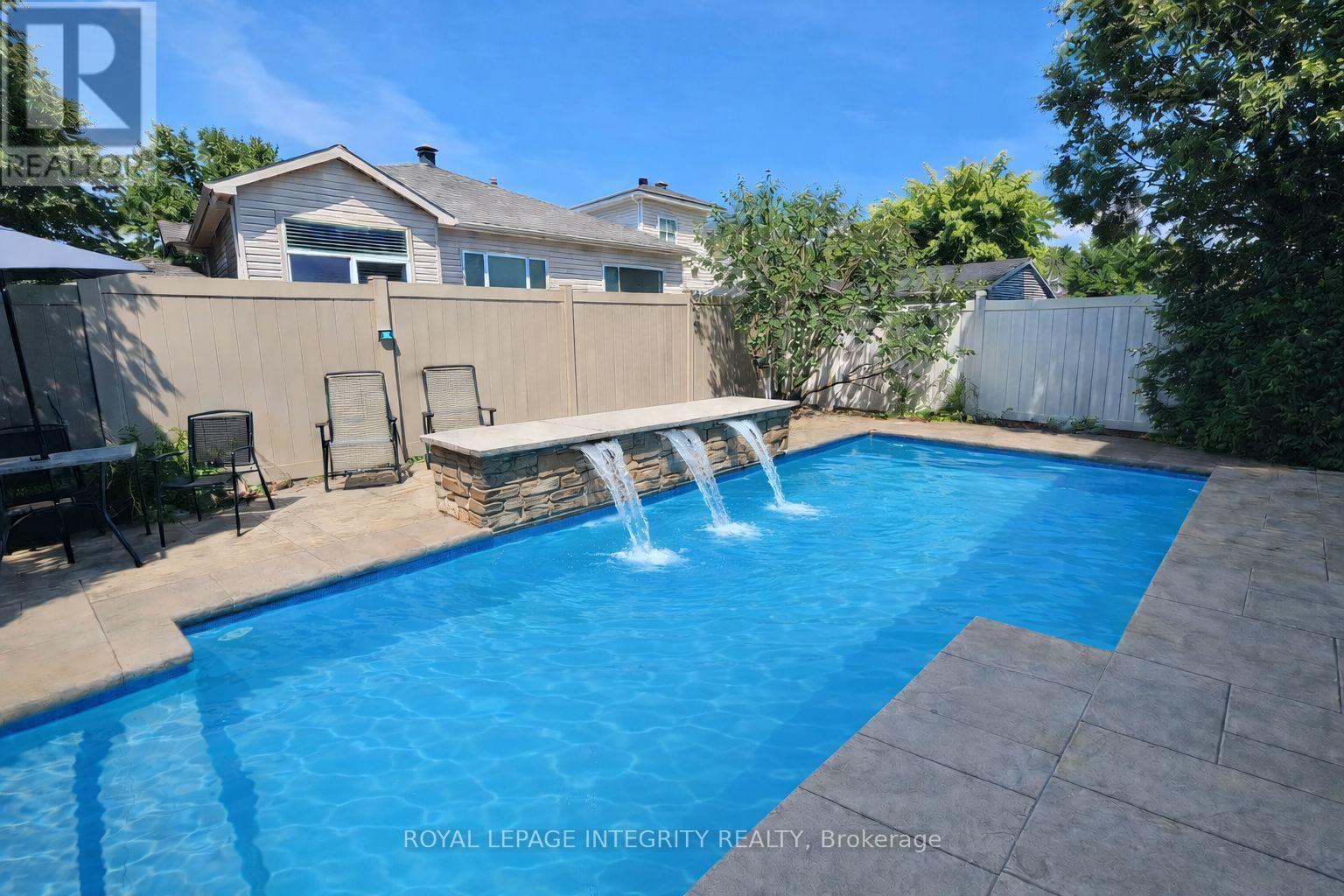 47 Southpointe Avenue, Ottawa, Ontario  K2J 4V5 - Photo 11 - X12687636