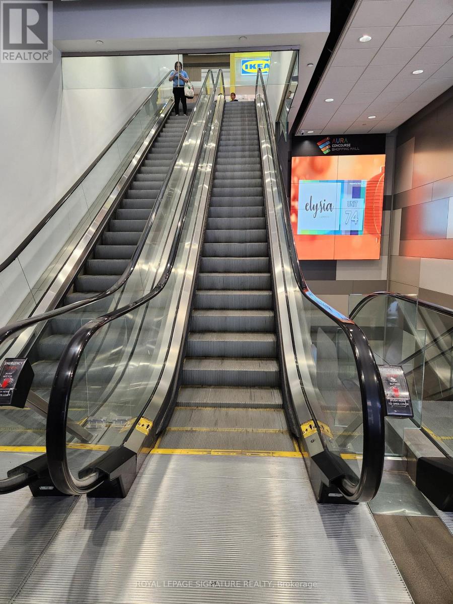 47 - 384 Yonge Street, Toronto, Ontario  M5G 2K2 - Photo 10 - C12697730