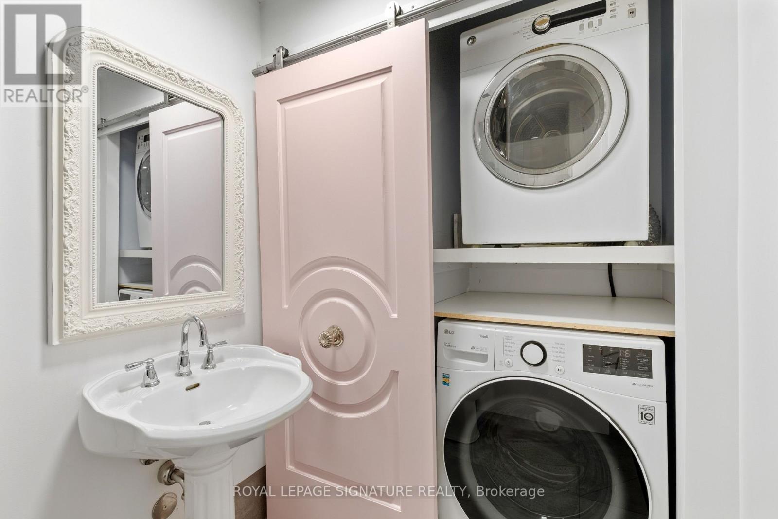 1406 - 7 King Street E, Toronto, Ontario  M5C 3C5 - Photo 12 - C12697758