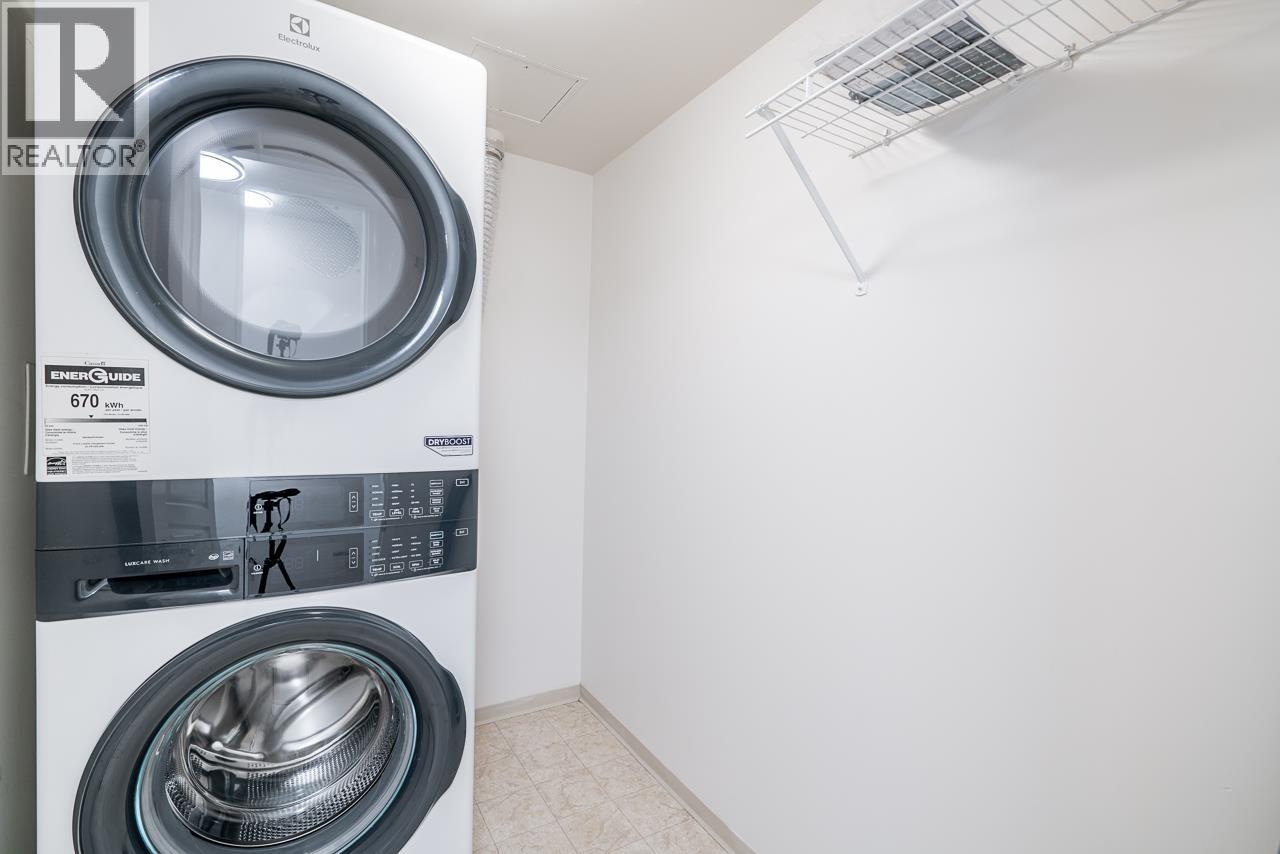 005 9298 University Crescent, Burnaby, British Columbia  V5A 4X8 - Photo 33 - R3075032