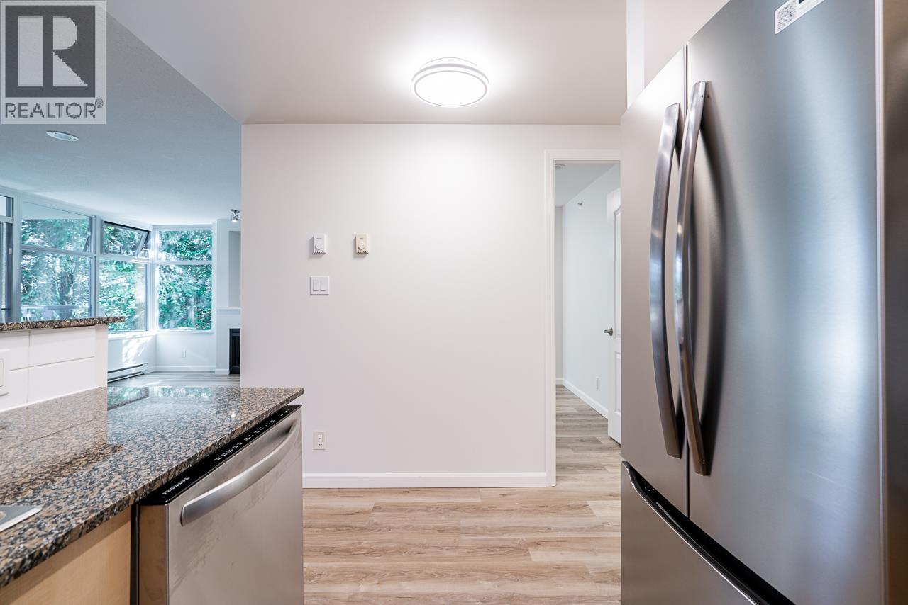 005 9298 University Crescent, Burnaby, British Columbia  V5A 4X8 - Photo 24 - R3075032