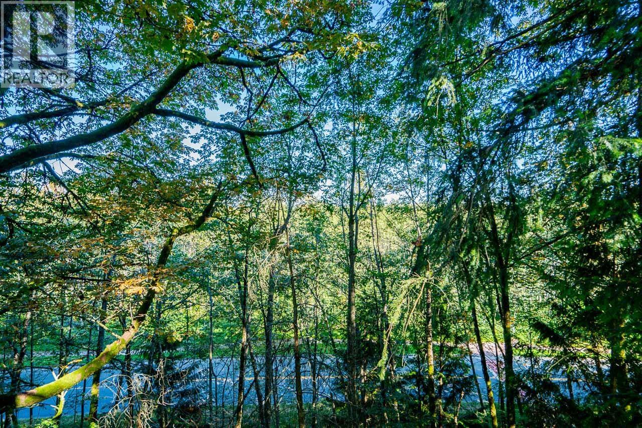 005 9298 University Crescent, Burnaby, British Columbia  V5A 4X8 - Photo 35 - R3075032