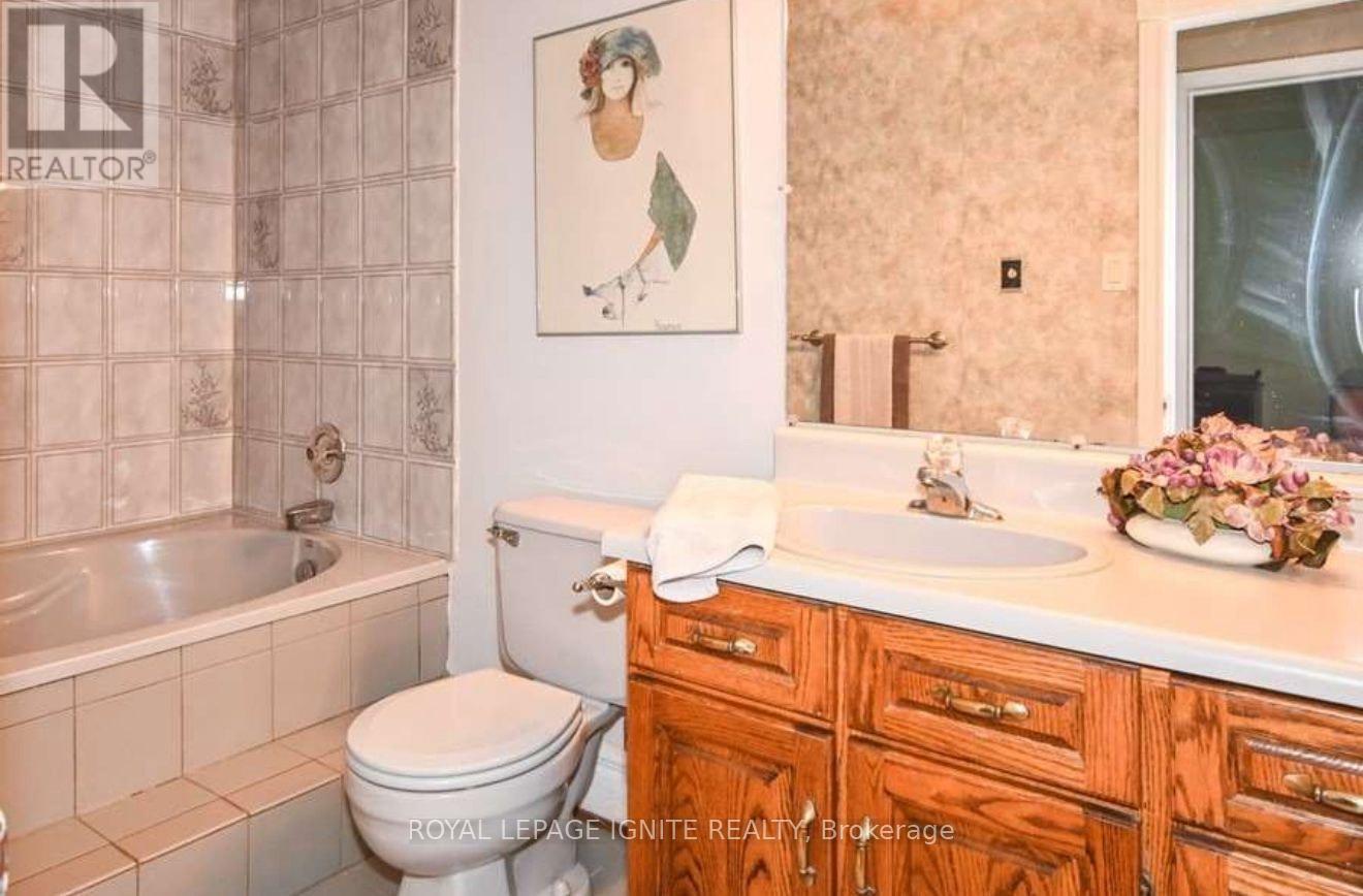 Room - 92 Bobmar Road, Toronto, Ontario  M1C 1C9 - Photo 14 - E12697738