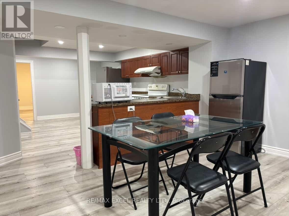 26 Pipers Green Avenue, Toronto, Ontario  M1S 3J8 - Photo 10 - E12697752