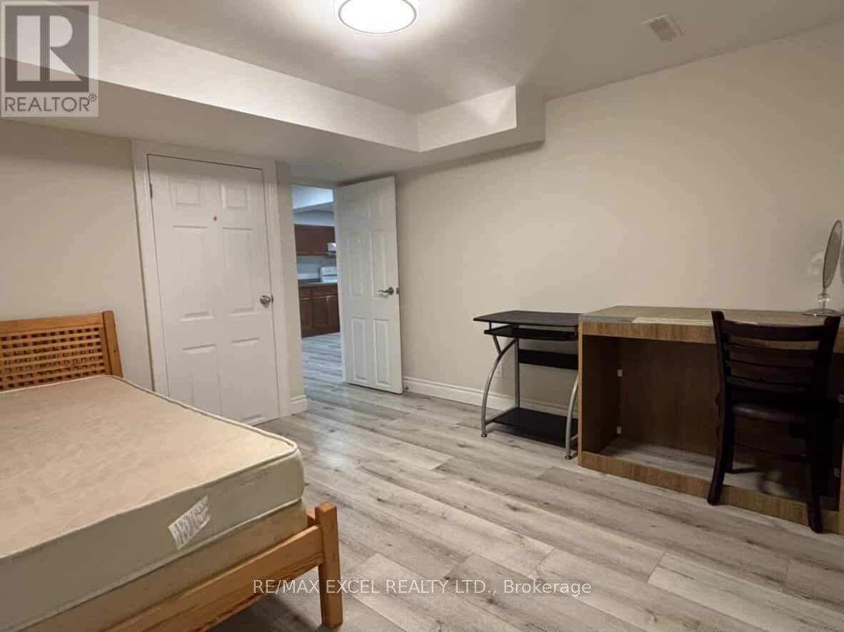 26 Pipers Green Avenue, Toronto, Ontario  M1S 3J8 - Photo 17 - E12697752