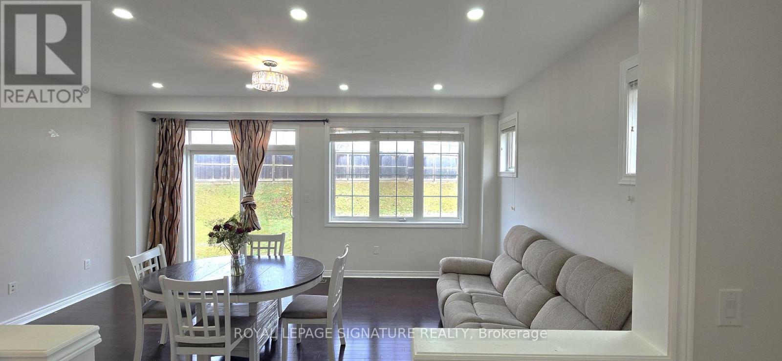 86 Bernadino Street, Brampton, Ontario  L6P 4G1 - Photo 6 - W12697636