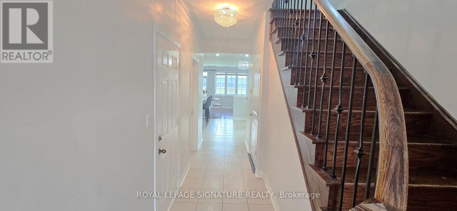 86 Bernadino Street, Brampton, Ontario  L6P 4G1 - Photo 2 - W12697636