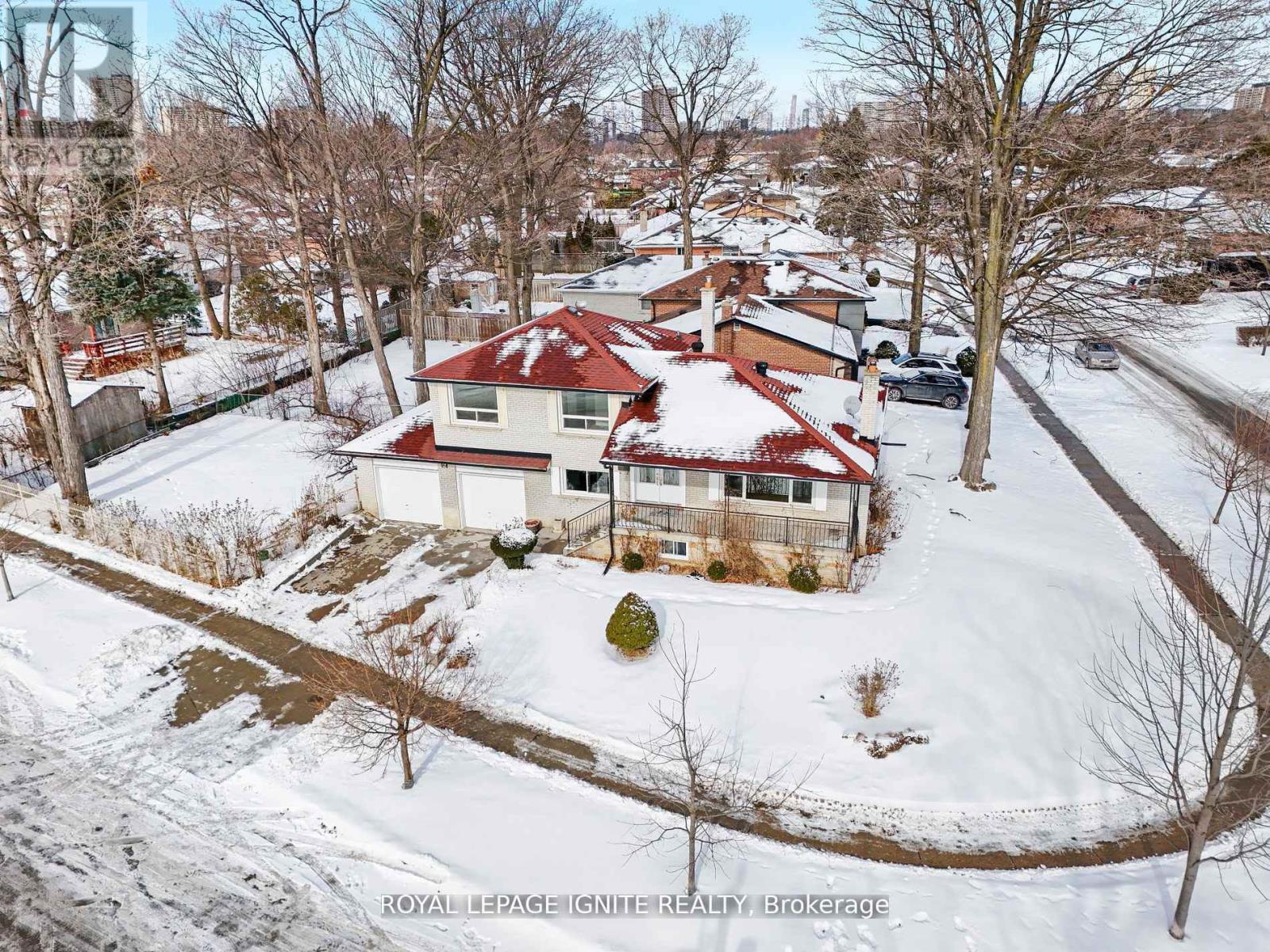 6 Brantley Crescent, Toronto, Ontario  M3J 1X5 - Photo 10 - W12697702