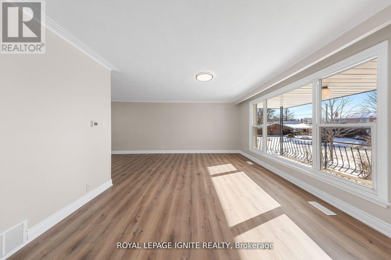 6 Brantley Crescent, Toronto, Ontario  M3J 1X5 - Photo 15 - W12697702