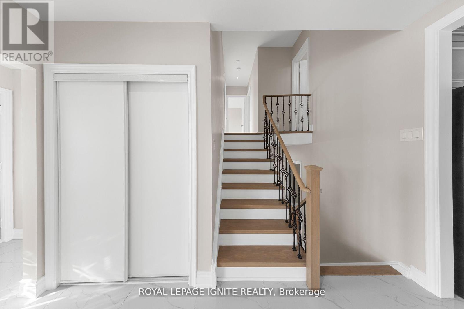 6 Brantley Crescent, Toronto, Ontario  M3J 1X5 - Photo 24 - W12697702