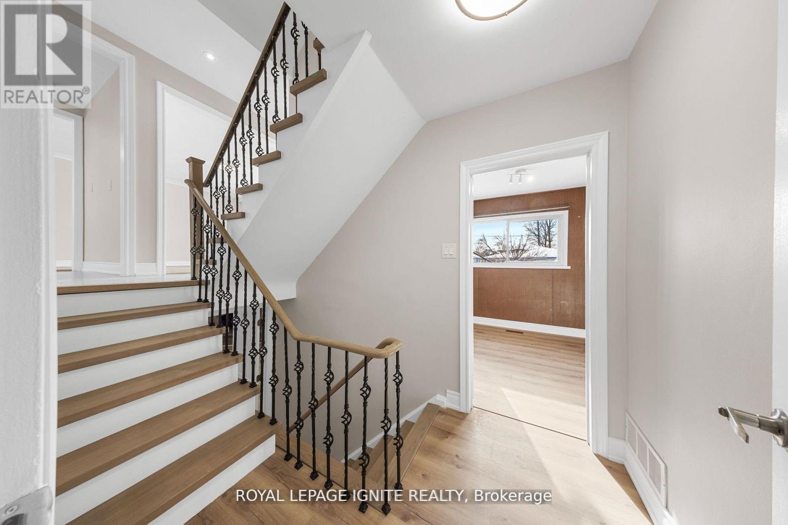 6 Brantley Crescent, Toronto, Ontario  M3J 1X5 - Photo 30 - W12697702