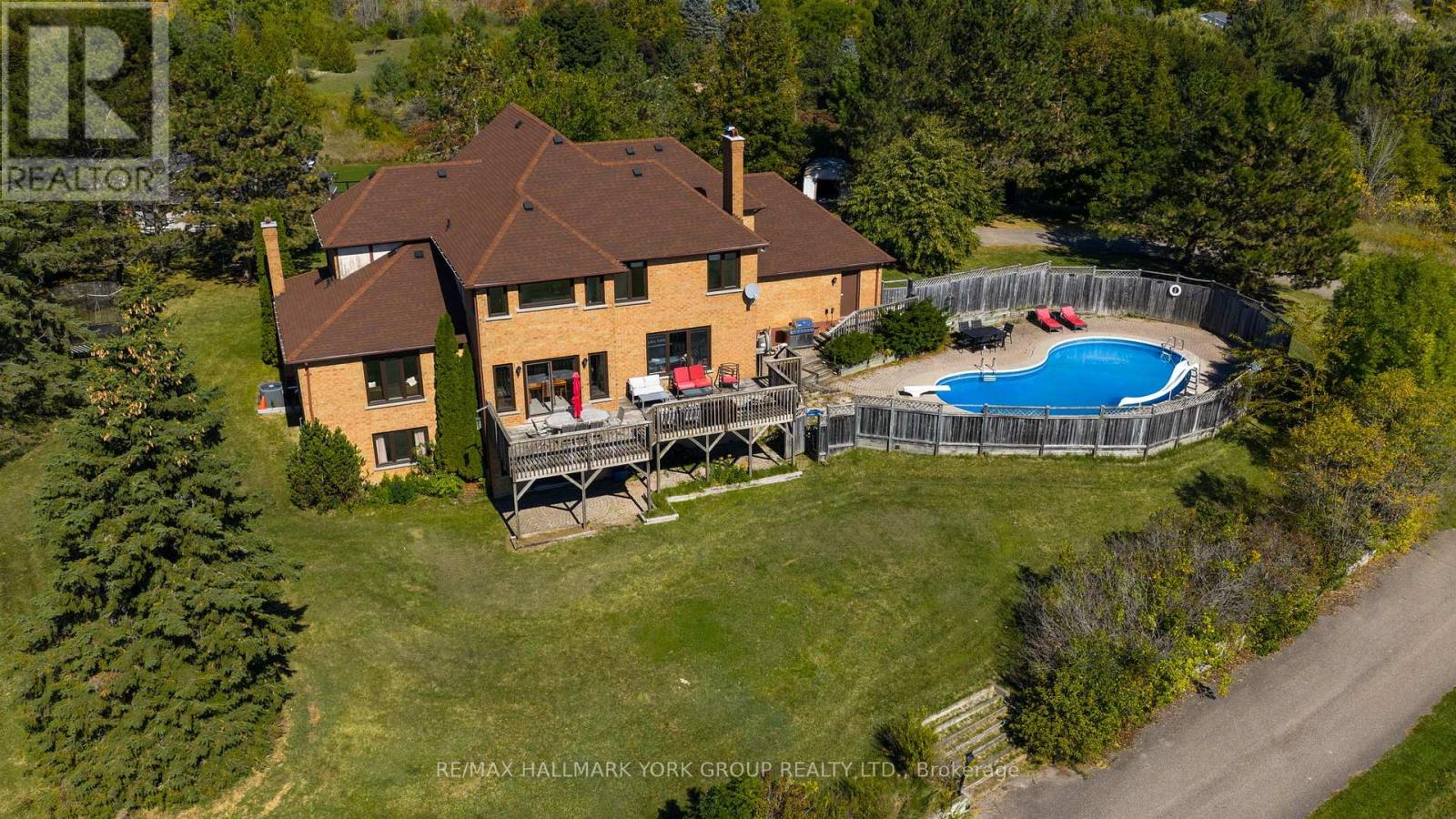 33 MATSON DRIVE, Caledon, Ontario