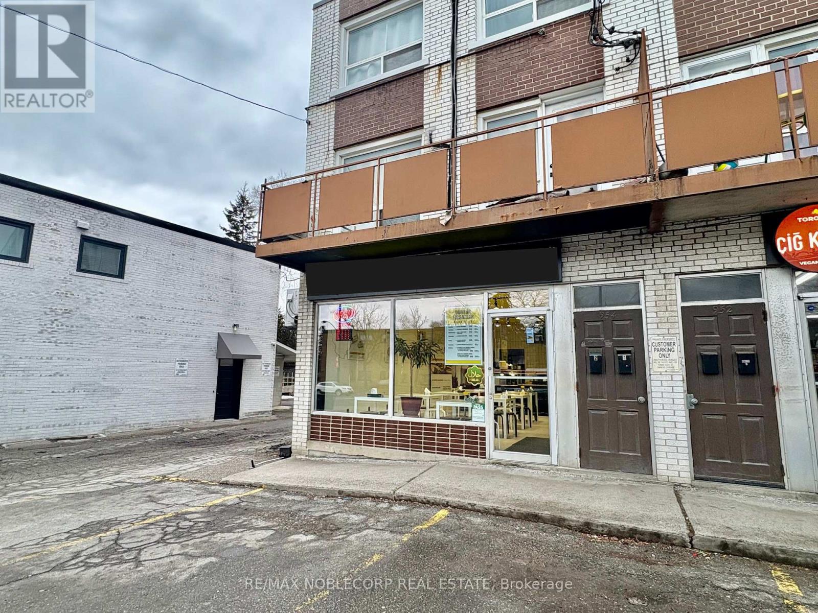 954 Wilson Avenue, Toronto, Ontario  M3K 1E7 - Photo 21 - W12697722