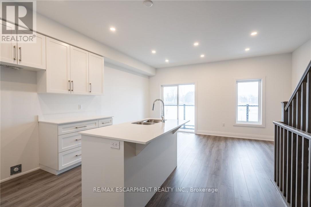 16 Clear Valley Lane, Hamilton, Ontario  L0R 1W0 - Photo 19 - X12697696