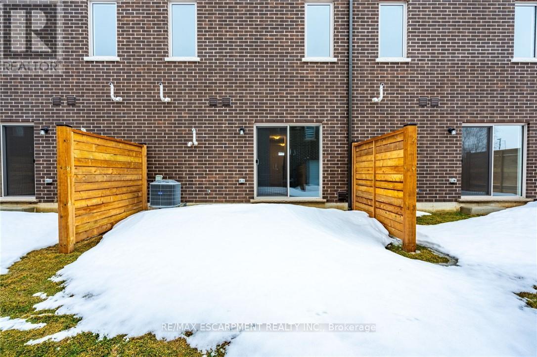 16 Clear Valley Lane, Hamilton, Ontario  L0R 1W0 - Photo 44 - X12697696