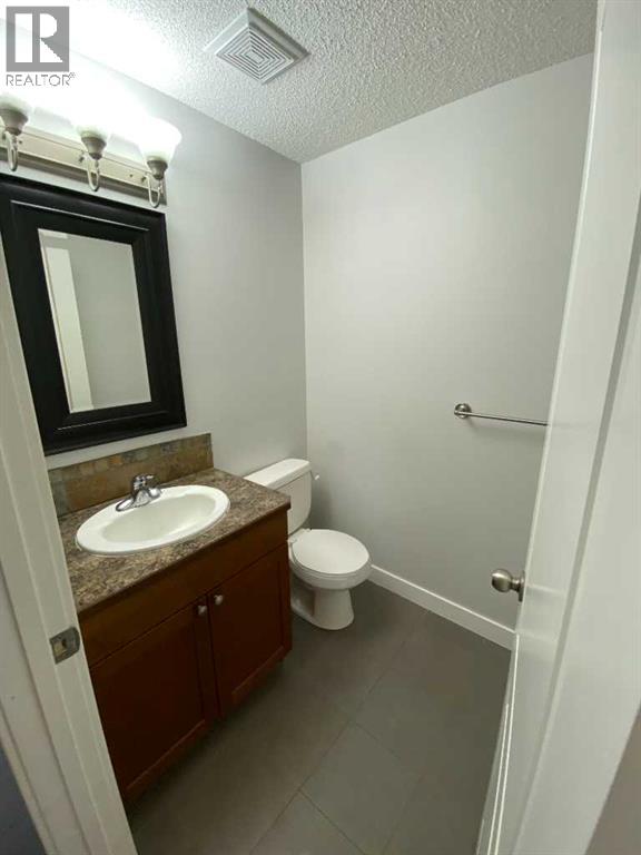 21 Blue Heron Court, Lake Newell Resort, Alberta  T1R 0X5 - Photo 11 - A2273388