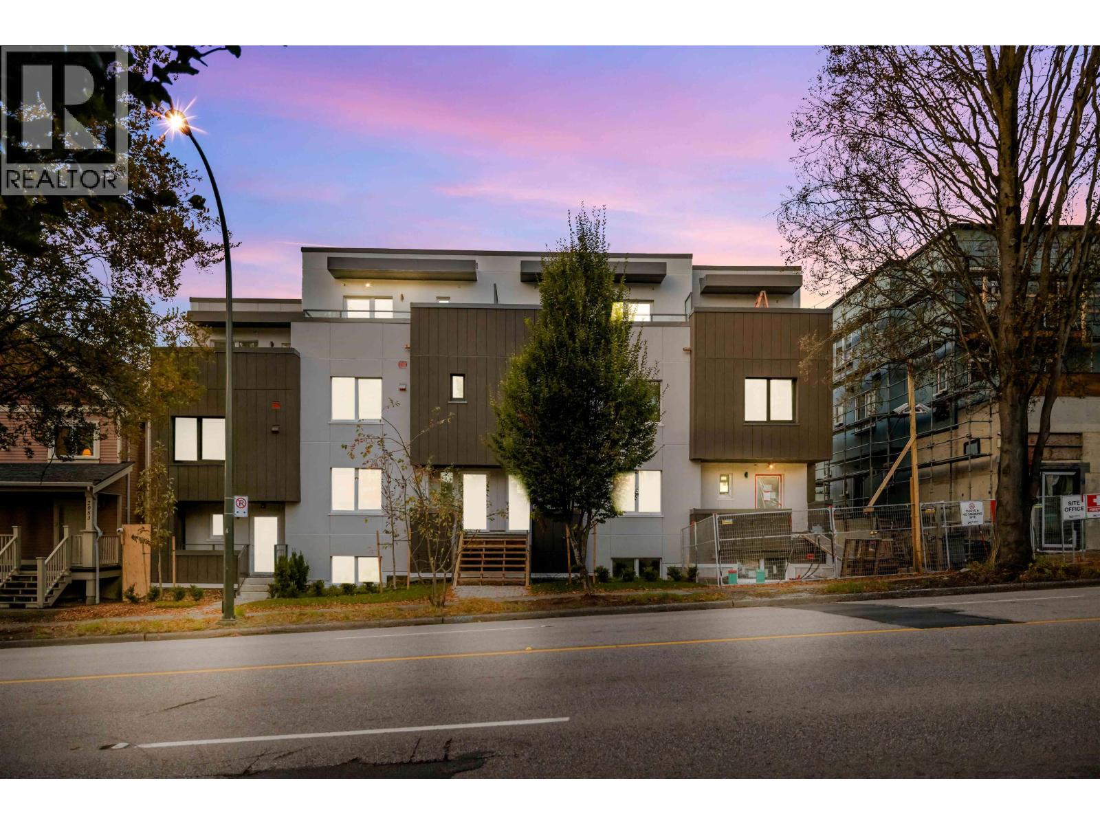 2071 E 1ST AVENUE, Vancouver, British Columbia