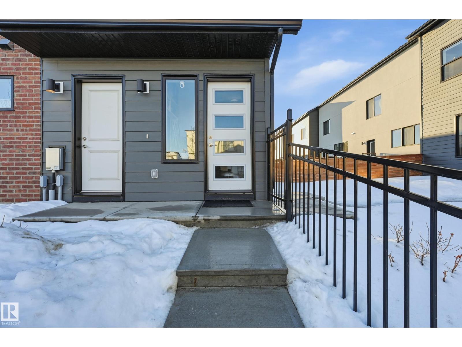 7803 Yorke Rd Nw, Edmonton, Alberta  T5G 2R6 - Photo 34 - E4470048