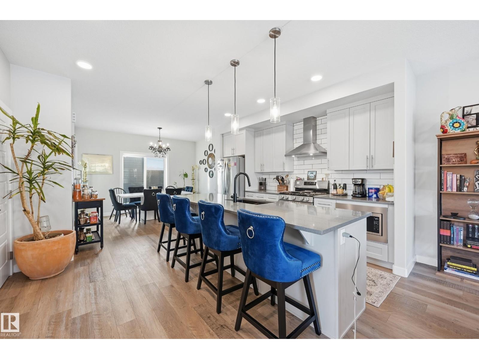 7803 Yorke Rd Nw, Edmonton, Alberta  T5G 2R6 - Photo 8 - E4470048