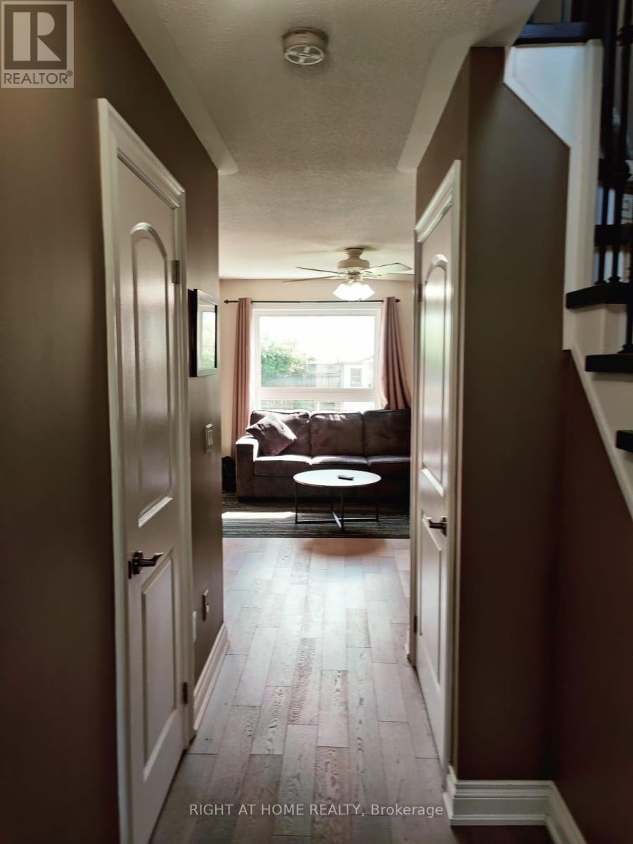 15 Allworth Crescent, Clarington, Ontario  L1C 0B5 - Photo 3 - E12697774