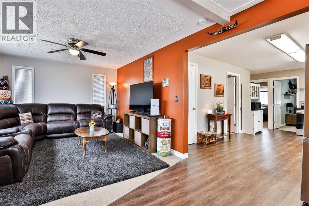 1408 21 Avenue, Coaldale, Alberta  T1M 1E5 - Photo 4 - A2279097