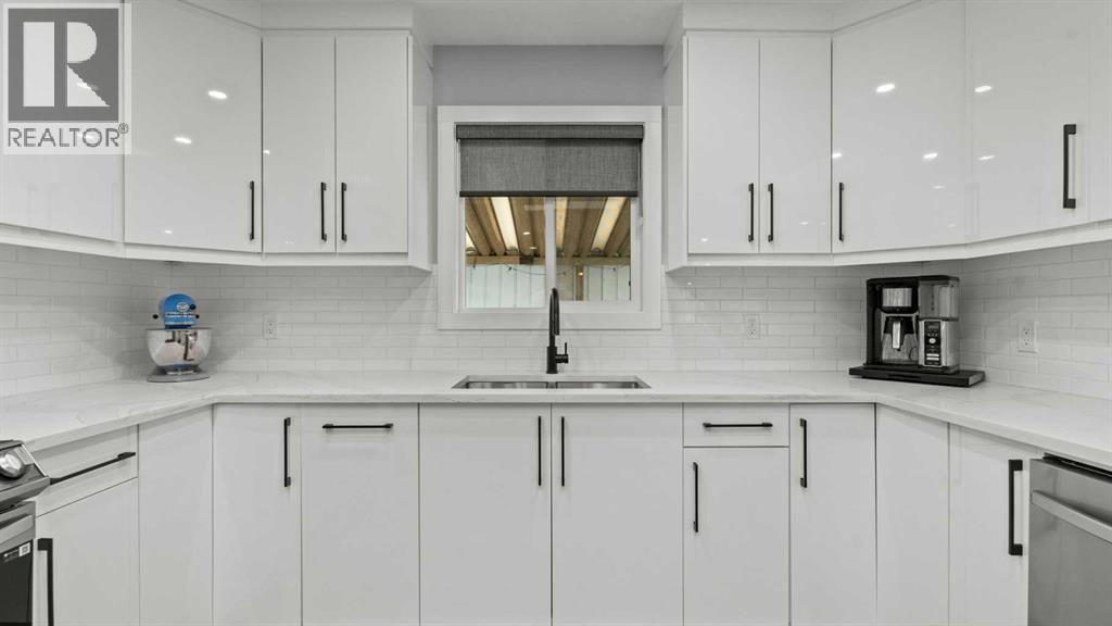 7036 Silverview Road Nw, Calgary, Alberta  T3B 3M1 - Photo 13 - A2278779