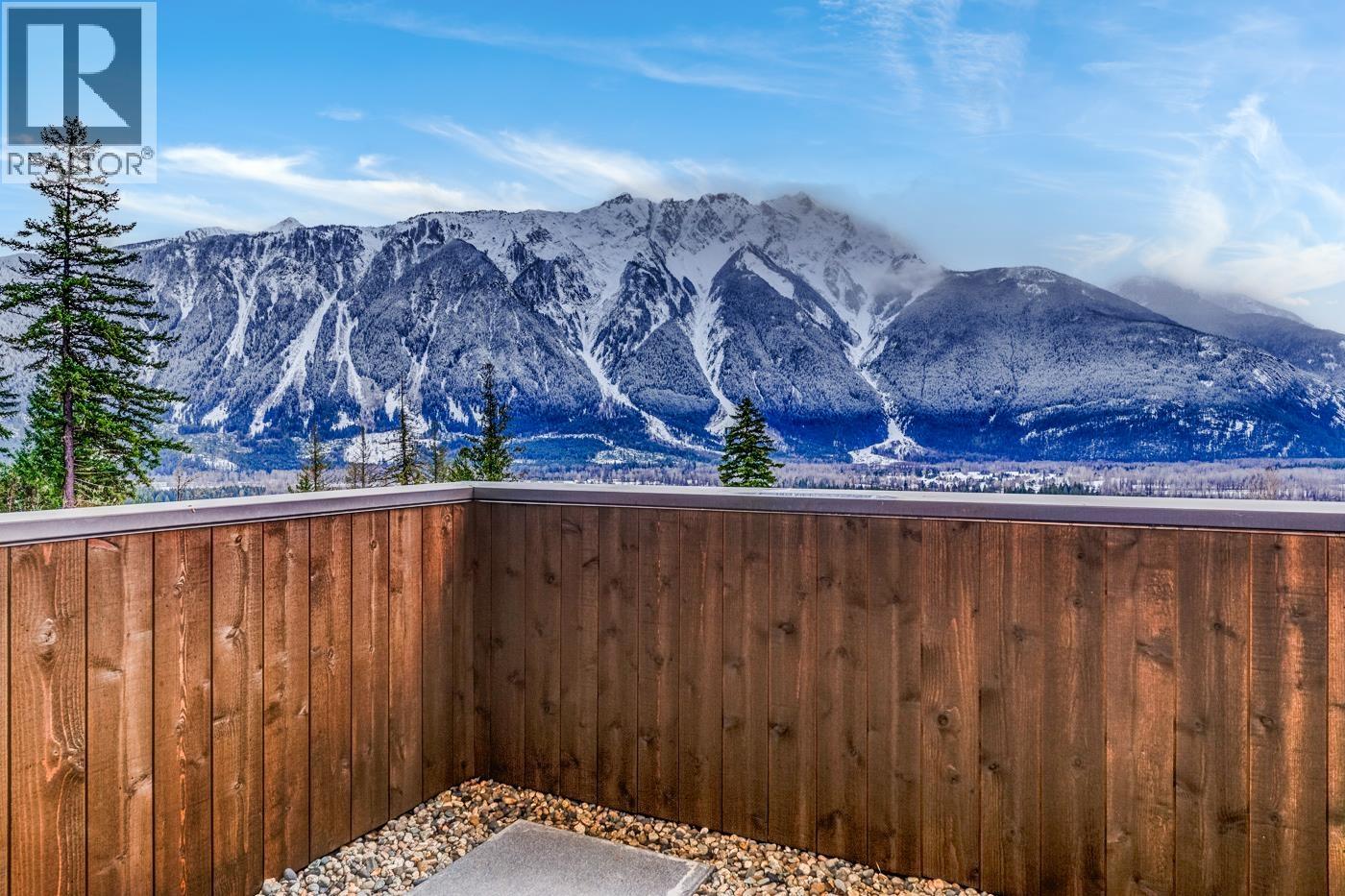 1704 Sugarloaf Place, Pemberton, British Columbia  V0N 2L3 - Photo 14 - R3079740