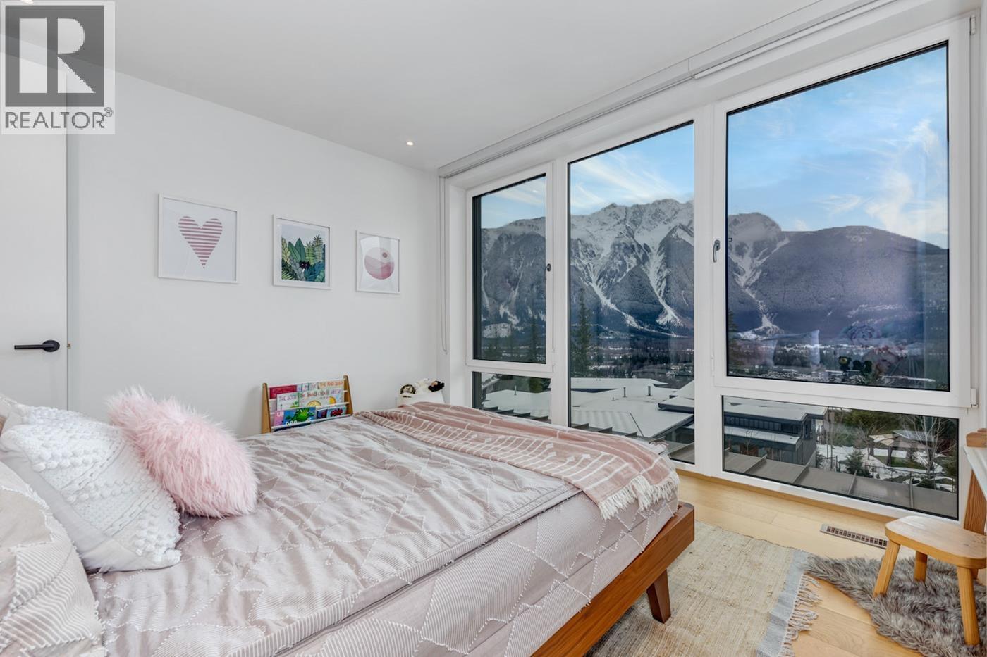 1704 Sugarloaf Place, Pemberton, British Columbia  V0N 2L3 - Photo 17 - R3079740