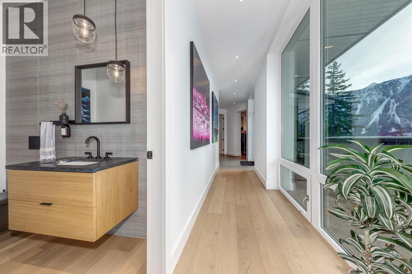 1704 Sugarloaf Place, Pemberton, British Columbia  V0N 2L3 - Photo 25 - R3079740