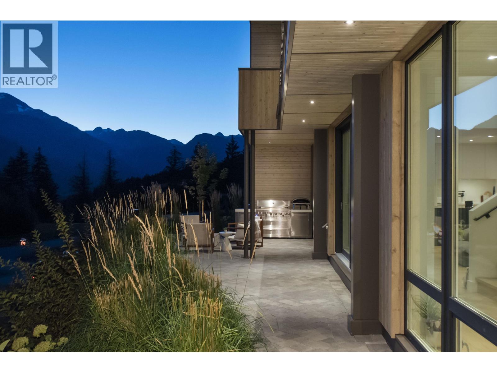 1704 Sugarloaf Place, Pemberton, British Columbia  V0N 2L3 - Photo 39 - R3079740