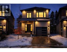 25 FERRIS Circle, Guelph, Ontario