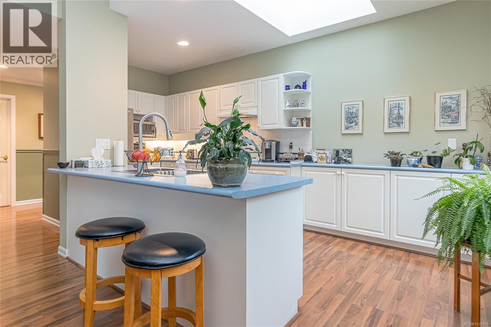 823 Lakes Blvd, Parksville, British Columbia  V9P 2P8 - Photo 5 - 1022938