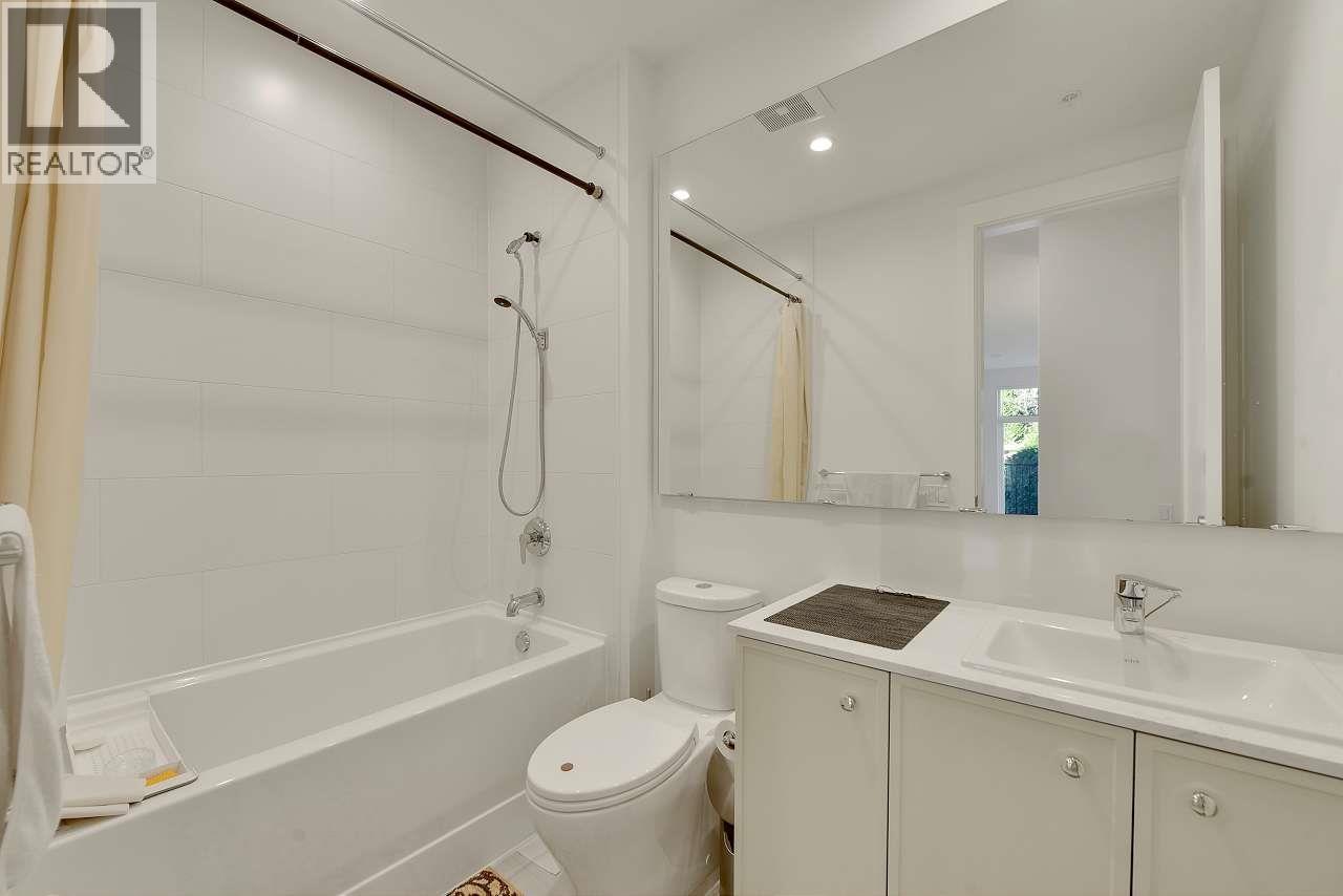 211 708 Edgar Avenue, Coquitlam, British Columbia  V3K 0H3 - Photo 15 - R3079695