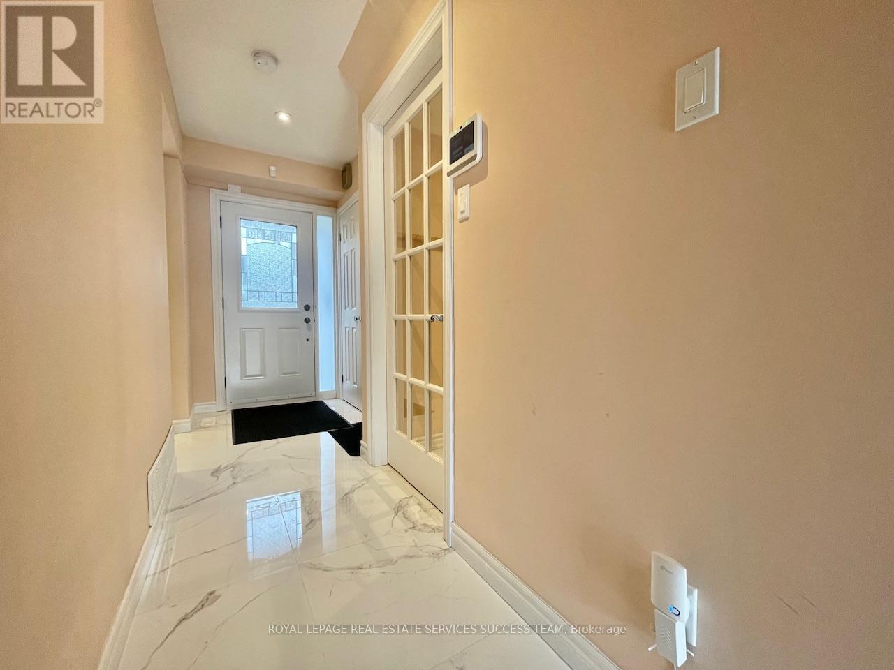 9 - 91 Rameau Drive, Toronto, Ontario  M2H 1T6 - Photo 3 - C12697788