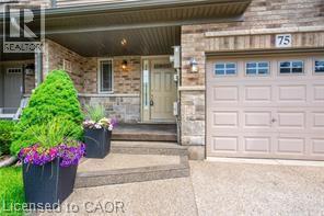 75 Cedar Street, Grimsby, Ontario  L3M 0B6 - Photo 2 - 40798321