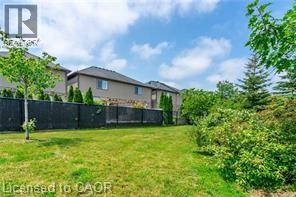 75 Cedar Street, Grimsby, Ontario  L3M 0B6 - Photo 3 - 40798321