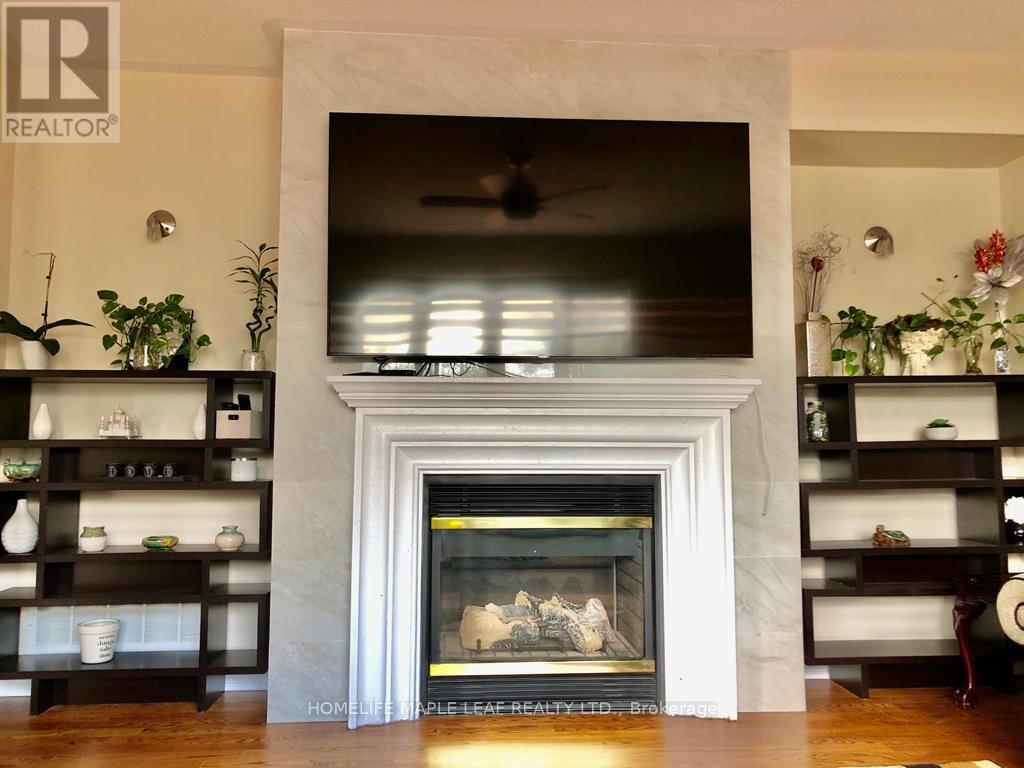 93 Latania Boulevard, Brampton, Ontario  L6P 1X5 - Photo 12 - W12697768