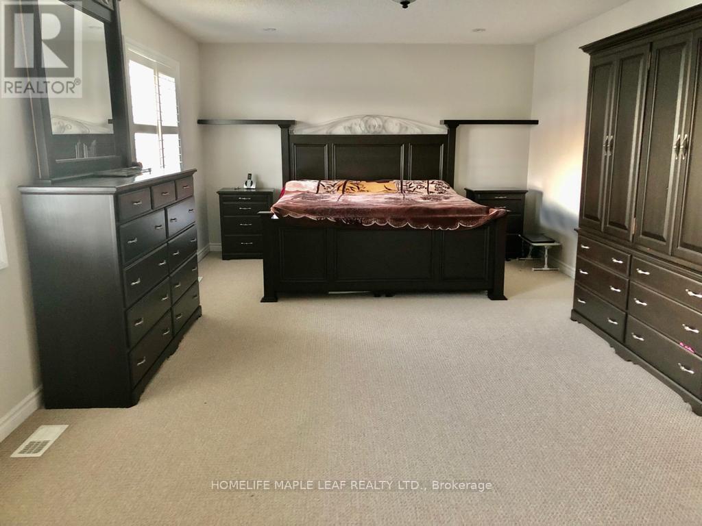 93 Latania Boulevard, Brampton, Ontario  L6P 1X5 - Photo 18 - W12697768